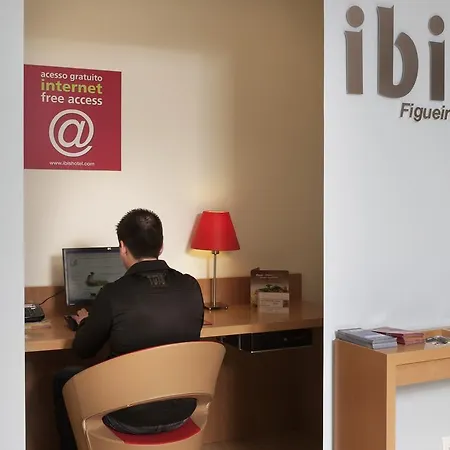 B&B Hotel Figueira Da Foz ホテル 3*