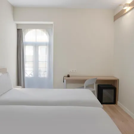 B&B Hotel Figueira Da Foz ホテル
