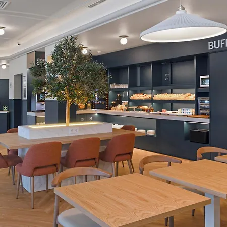 B&B Hotel Figueira Da Foz フィゲイラ・ダ・フォズ