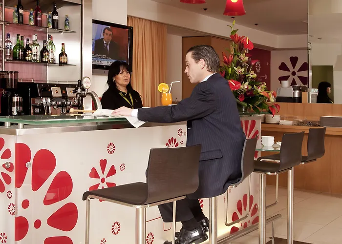 B&B Hotel Figueira Da Foz מלון 3*