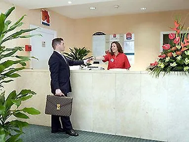 호텔 B&B Hotel Figueira Da Foz 3*