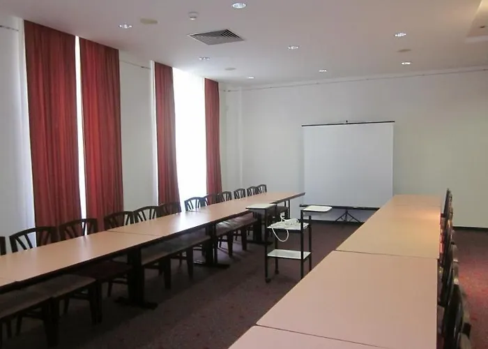 B&B Hotel Figueira Da Foz Hotel 3*